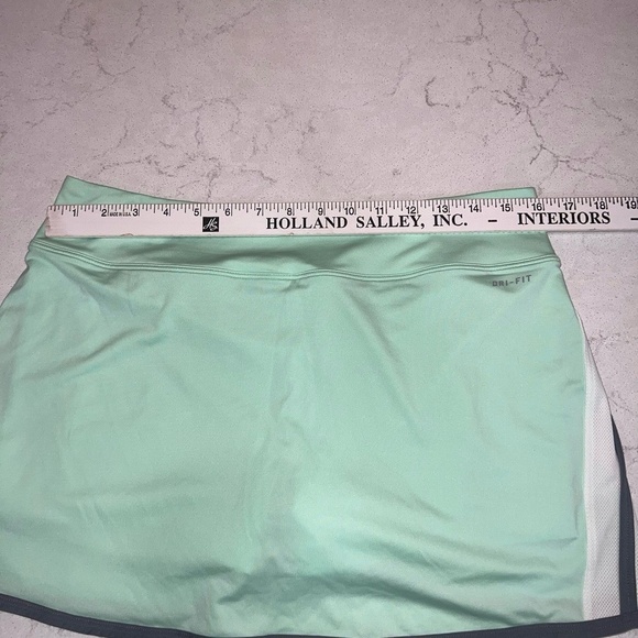 Nike Skort Womens Large Mint Green White Grey Dri Fit Tennis Golf - Picture 6 of 7